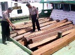Polair Sulselbar Tangkap Kapal Pengangkut Kayu Hasil Ilegal Logging