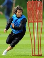 Mascherano Rayu Tevez ke Anfield