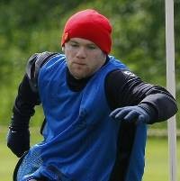 Rooney Setia di Kiri