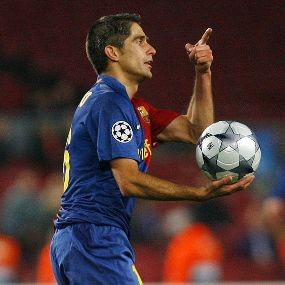 Sylvinho Siap Hentikan Ronaldo 