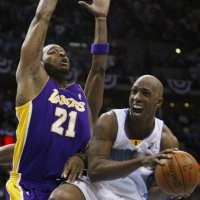 Denver Menang, Wilayah Barat Memanas