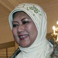 PD Belum Terima Masukan Agar Ibu Ani Berjilbab