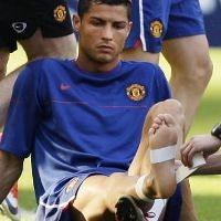 Ronaldo Diperban, Vidic Hamstring