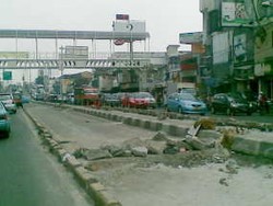 Pembetonan Busway Hasyim Ashari, Grogol-Gadjah Mada Macet