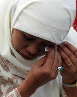 Keseleo Lidah Sebut JK Presiden, Khofifah Minta Diamini