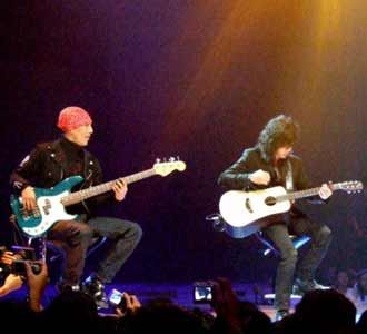 Aksi 4 Musisi Handal