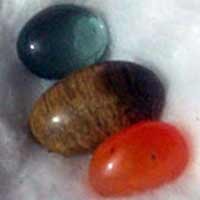 Pemulangan Batu Mustika, Tim Klenik Dikawal Lebah Tiga Warna