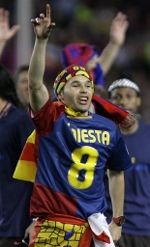 Usai Juara, Iniesta Cedera Lagi
