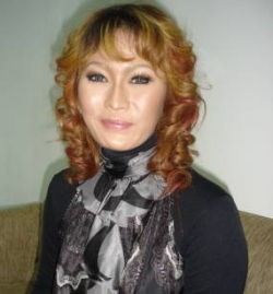 Inul Larang Orang Lain Sentuh Bayinya