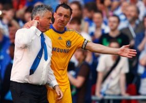 Tarian Terakhir Hiddink di Wembley