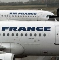  Air France: Pesawat Kemungkinan Tersambar Petir 