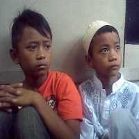 Tangis Si Papa di Tempat Pembuangan Sampah Gandaria