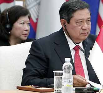 SBY Hadiri Commemorative Summit