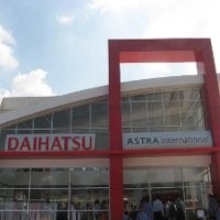Daihatsu Buka Outlet Terpadu Pertama 