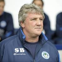 Bruce Arsitek Anyar Kucing Hitam