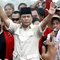  Prabowo dan Baju Ala Soekarno  