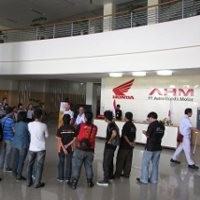Honda Buka Pabrik untuk Komunitas