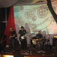Bermusik Tanpa Vokal di Silent May 2009