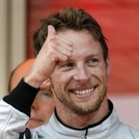 2010, Button Paling Diburu