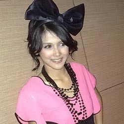 Tika Putri Tunda Kuliah Demi Karir