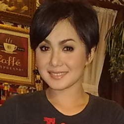 Yuni Shara-Raffi Ahmad Putus?