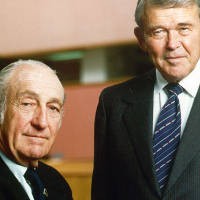 Lempar Koin di Balik Nama Hewlett Packard