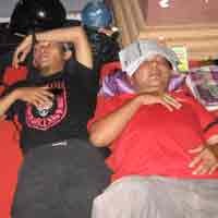 Kecewa Bupati, 3 Suporter Deltras Sidoarjo Mogok Makan