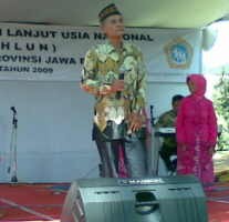 Latihan Menari 4 Bulan Demi Hari Lansia