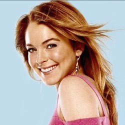 Lindsay Lohan Ditolak Desainer
