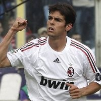 Berlusconi: Sulit Pertahankan Kaka