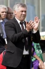 Ancelotti Kursus Bahasa di Belanda