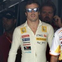Alonso Tak Pasang Target Tinggi