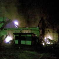 10 Unit Mobil Damkar Berusaha Padamkan Api