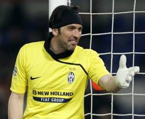 Hormat Buffon pada Ranieri & Ancelotti