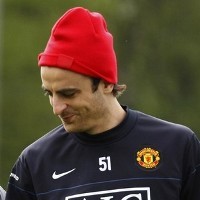 Merasa Mirip, Sheringham Bela Berba