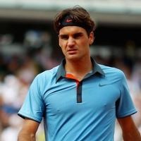Paris Pilih Federer