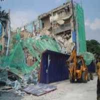 Deplu Minta Kontraktor Bertanggung Jawab