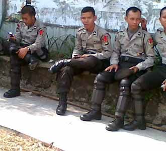 Kampus YAI dan UKI Pasca Tawuran