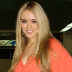 Jalan-jalan, Miss World 2008 Selalu Gandeng Penerjemah Bahasa