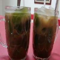 Sluurp! Segarnya Es Daluman