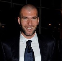 Zidane Klaim Madrid Dapatkan Kaka