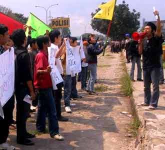 AGMKB Datangi Polda Jabar