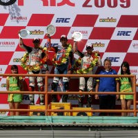 Fadli dan Hokky Berbagi Gelar