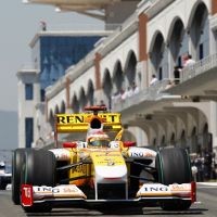 Alonso Desak Renault Perbaharui Mobil