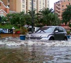Pusaran Angin Sebabkan Hujan Lebat dan Petir 9-11 Juni