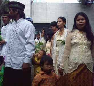 31 Pasang Pengantin Nikah Massal