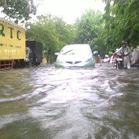 Hujan Deras, Kemacetan dan Genangan Air Terjadi