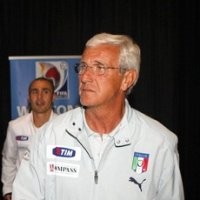 Lippi Tepikan Brasil 