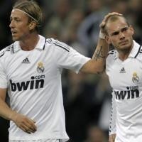 Kaka Masuk, Siapa Keluar?