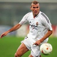 Kaka Masih Kalah dari Zidane